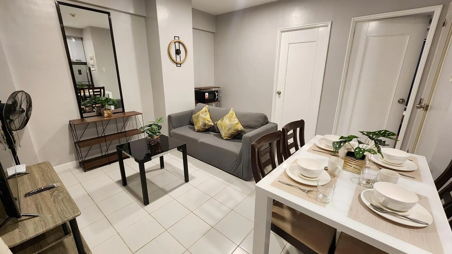 Apartment 2 Bedroom City And Mountain View 1016 Davao Philippines